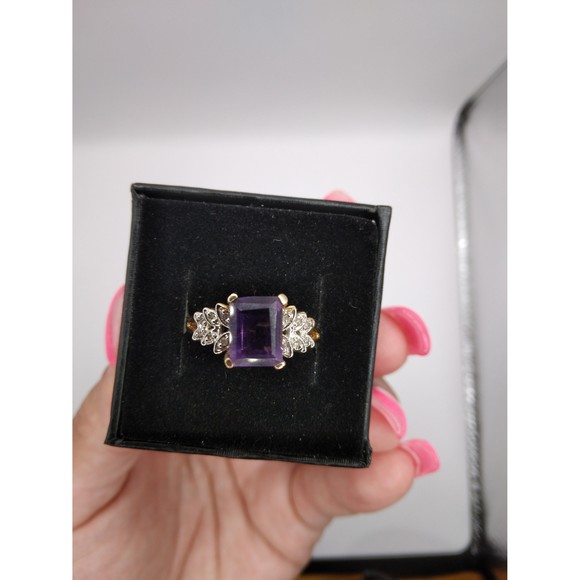 10kt Gold Amethyst ring - Picture 4 of 10